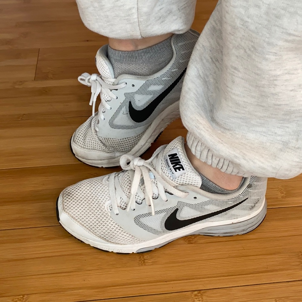 Nike zoom fly white women’s size 6.5
